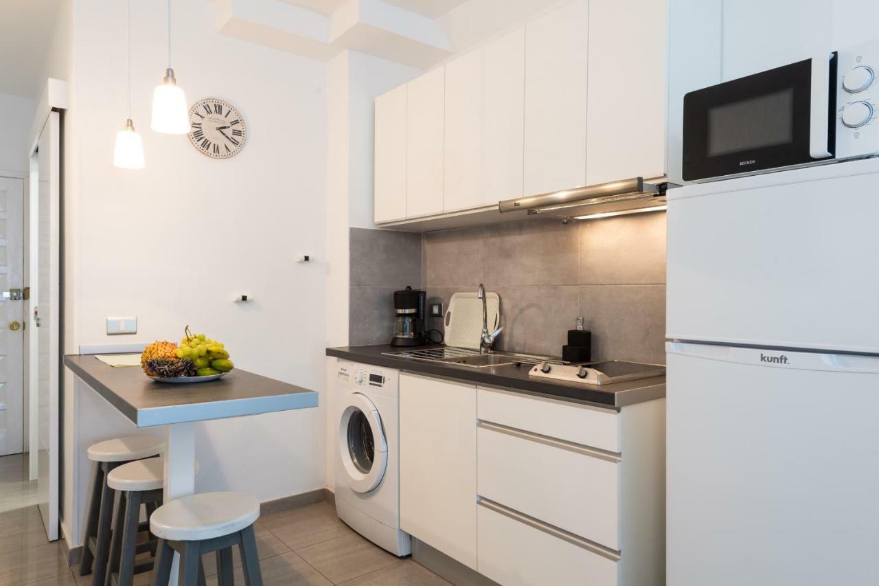 شقة 1St Line Studio Las Canteras Beach - Wifi لاس بالماس دي غران كاناريا المظهر الخارجي الصورة
